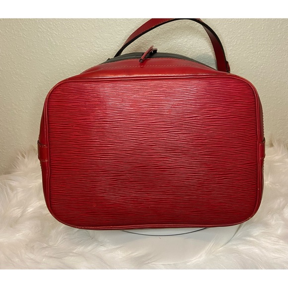 LV Vintage GUC EPI Noe - Picture 4 of 15